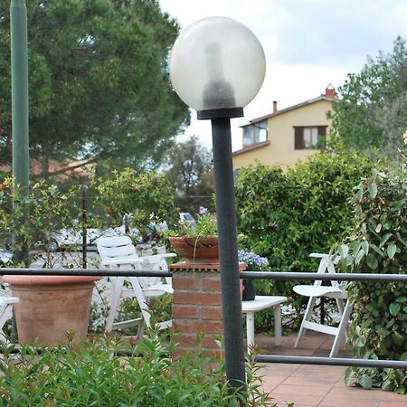 Апартаменти Casa Ai Pini Panzano in Chianti Екстер'єр фото